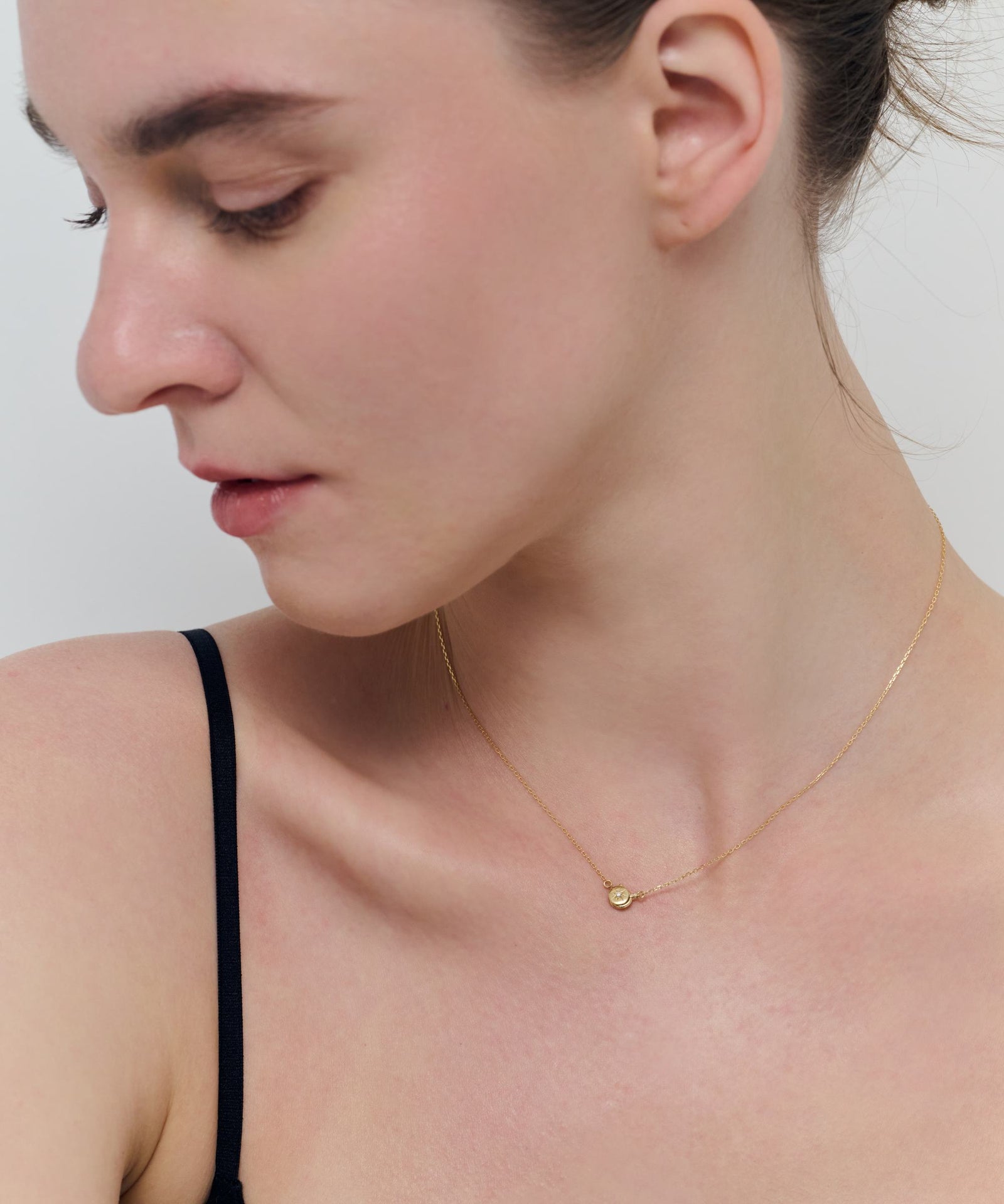 Diamond Glove Necklace|K10YG / Diamond