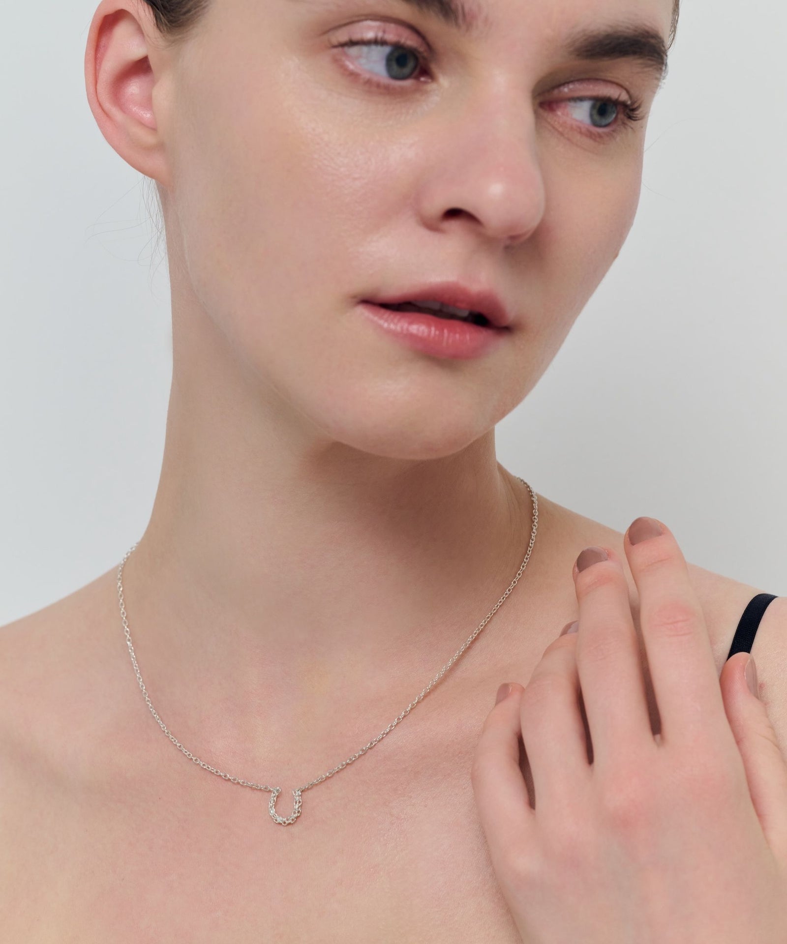 Horseshoe Oval Chian Necklace | SV925