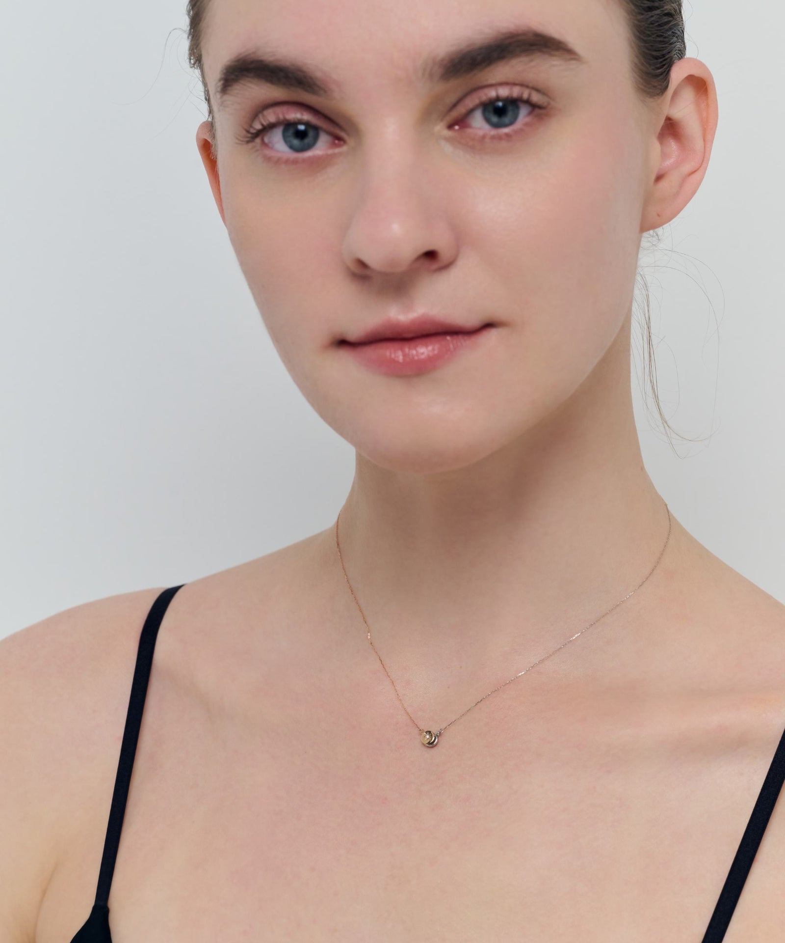 Diamond Glove Trinity Necklace｜K10YG / K18PG / Pt850 / Diamond
