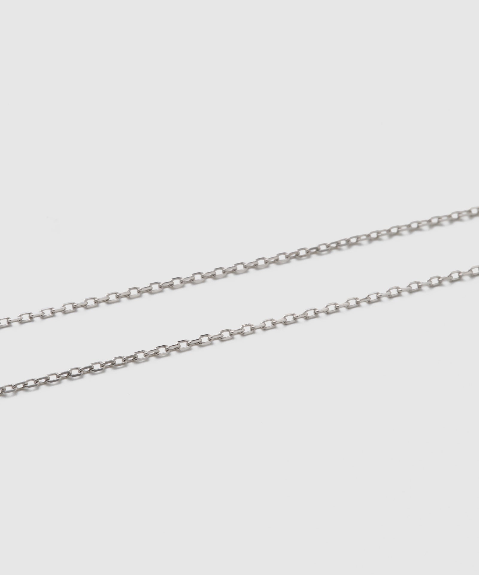 Diamond Glove Necklace｜Pt850 / Diamond